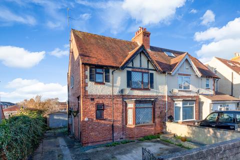 3 bedroom semi-detached house for sale - Clive Road, Cowley, OX4