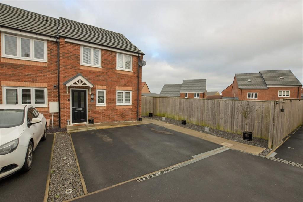 Ramshaw Court, Dipton, Stanley 3 bed end of terrace house for sale £