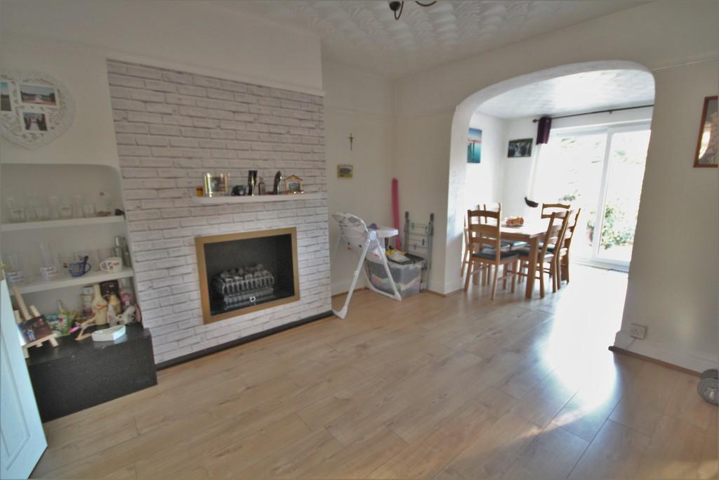 Richmond Road, Connah's Quay, Deeside 3 bed semidetached house for