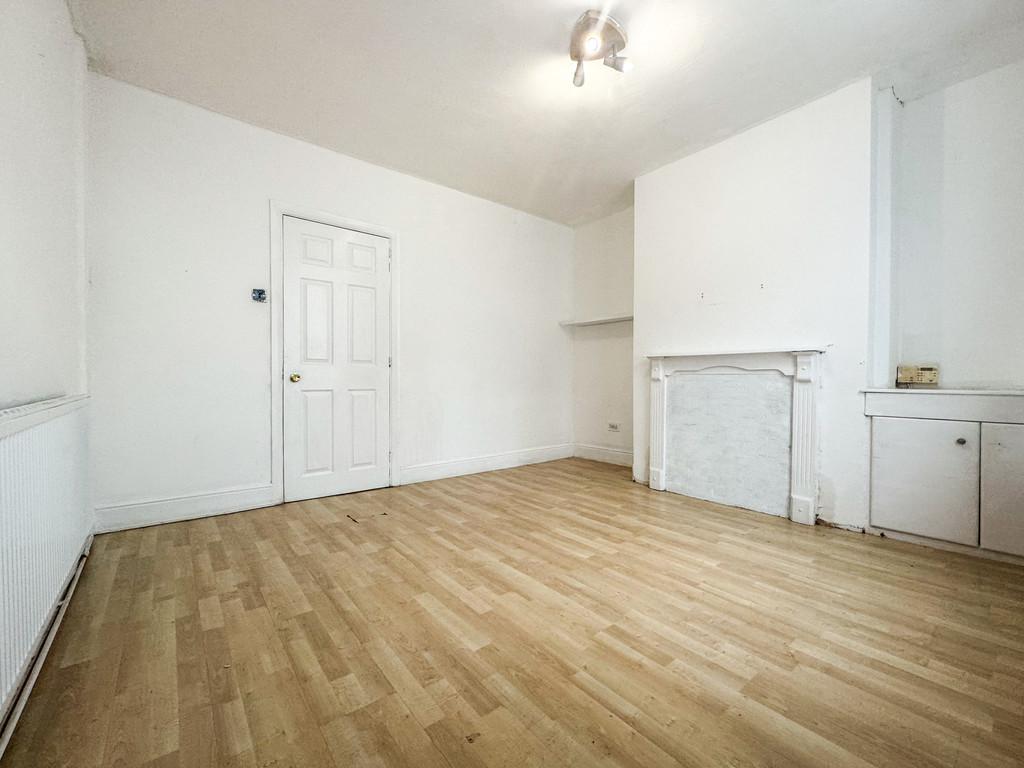 Vernon Avenue, Old Basford 2 bed terraced house for sale £120,000