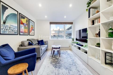 2 bedroom apartment for sale - Ronann Apartments, Haggerston, N1