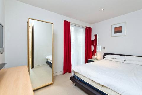 2 bedroom flat to rent - Woodstock Street, Mayfair, W1C