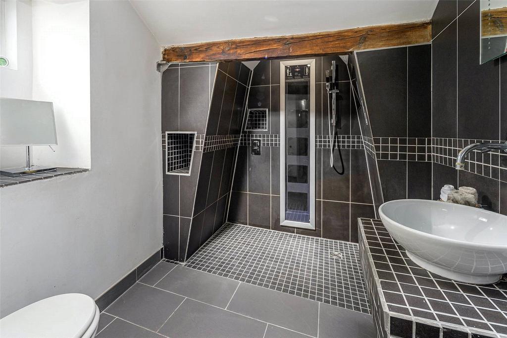 Shower Room 2