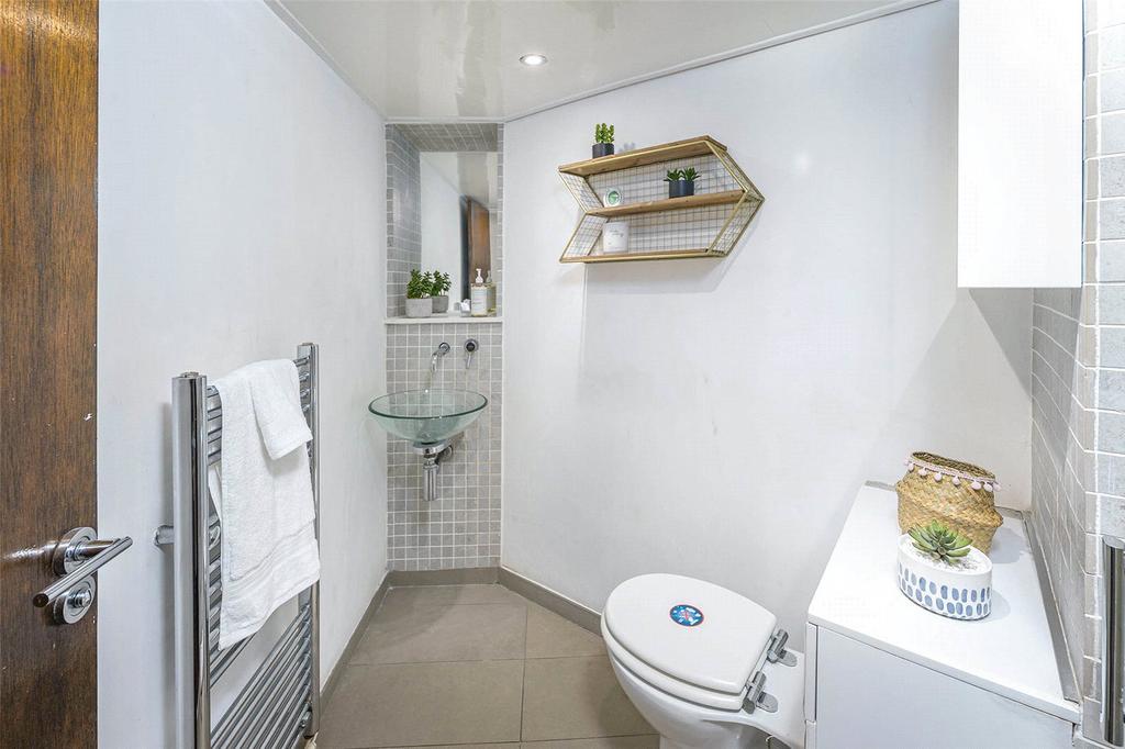 Shower Room 1