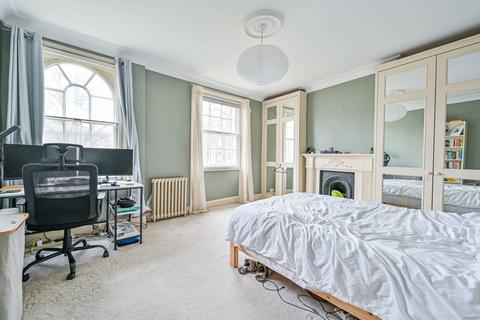 18 Loughborough Park, London, SW9 8TR