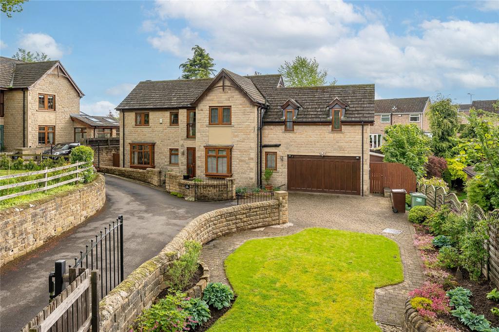 Church Hill, Thorner, LS14 5 bed detached house for sale £865,000