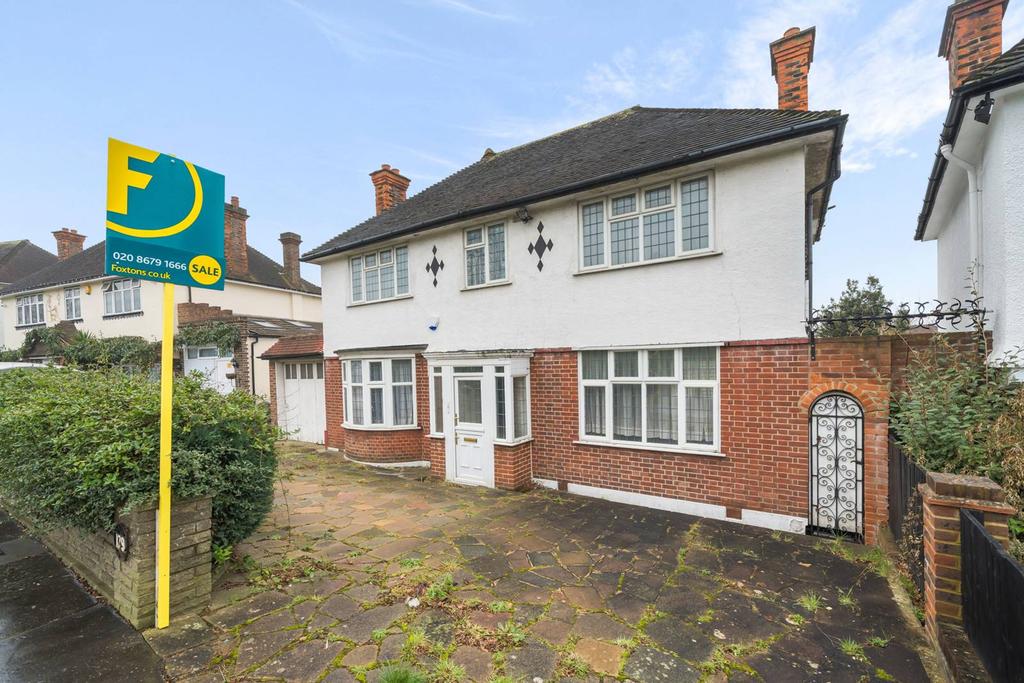 Covington Way, Streatham Common, London, SW16 4 bed detached house for