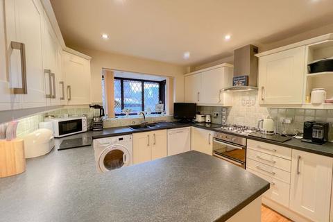 4 bedroom detached house for sale - Old Lindens Close, Streetly, Sutton Coldfield, B74 2EJ