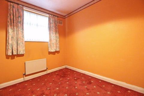 27 Foster Avenue, Bilston, WV14 9PT