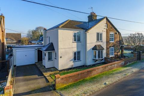 59 Pebblemoor, Edlesborough, Dunstable, LU6 2HZ