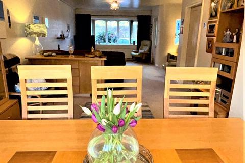 51 Alcester Drive, Sutton Coldfield, B73 6PZ