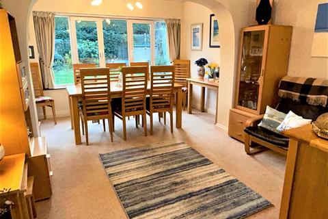 51 Alcester Drive, Sutton Coldfield, B73 6PZ