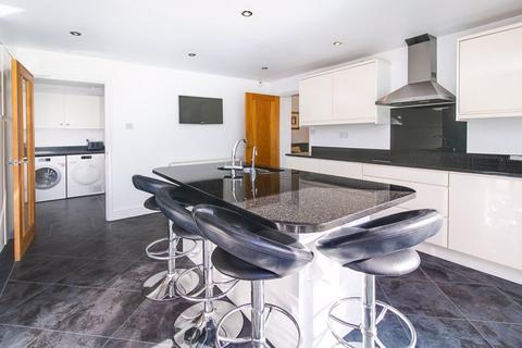 67 Little Sutton Lane, Sutton Coldfield, B75 6SJ