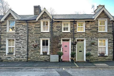 2 bedroom terraced house for sale, Caernarfon Road, Beddgelert, Caernarfon, Gwynedd, LL55