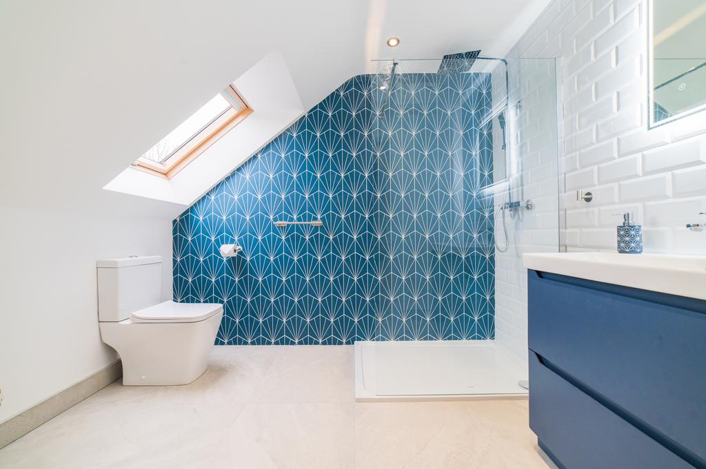 En suite to bedroom 3 (second image)