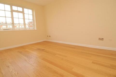 1 bedroom flat to rent - Bucklers Way, Carshalton, SM5 2DZ