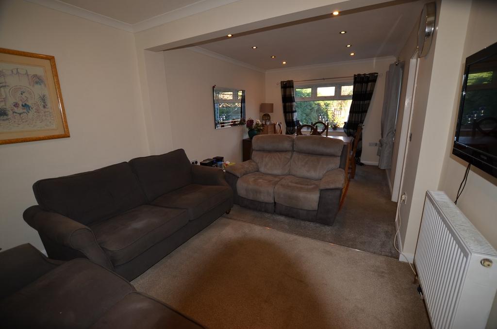 Old Great North Road, Stibbington, Peterborough, PE8 2 bed detached