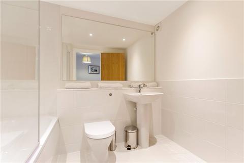 1 bedroom apartment to rent, Durnsford Road, London, SW19