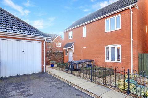 3 bedroom detached house for sale - Merrifields, Cotford St. Luke, Taunton, TA4