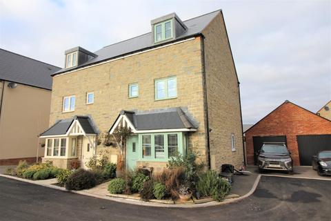 115 Barley Fields, Thornbury, Bristol, BS35 1AQ