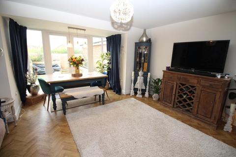 115 Barley Fields, Thornbury, Bristol, BS35 1AQ