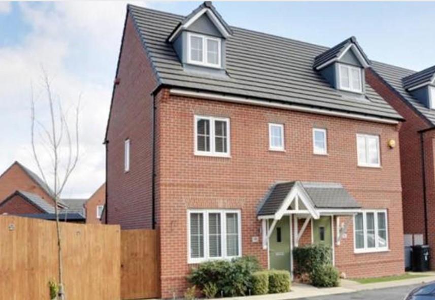Philip Taylor Drive, Crewe 3 bed townhouse £900 pcm (£208 pw)