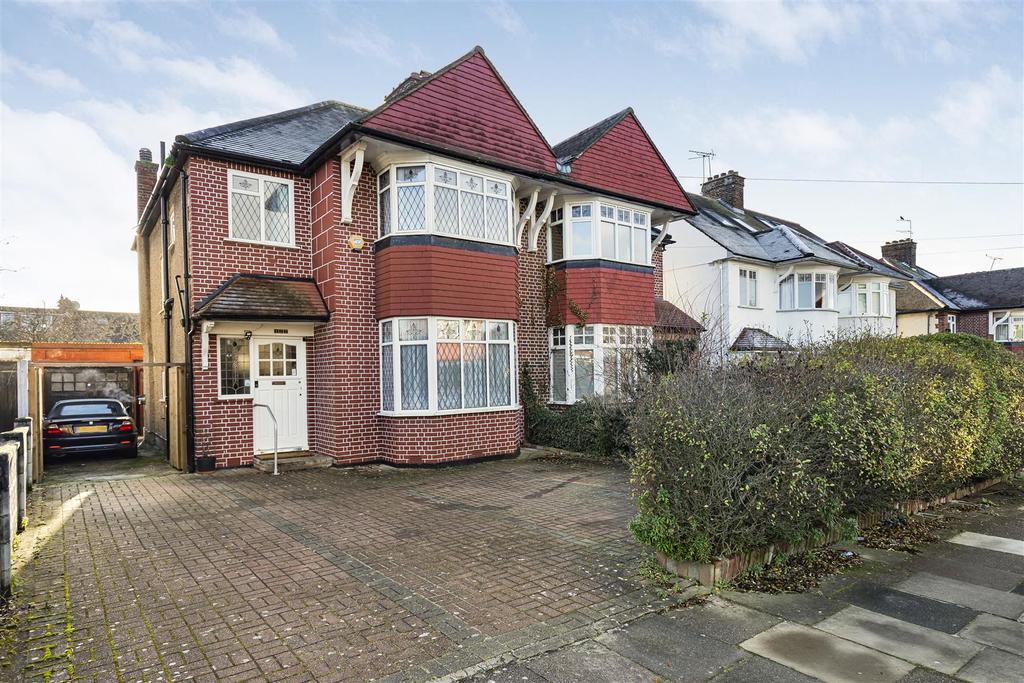 Leighton Gardens, London NW10 3 bed semidetached house for sale £