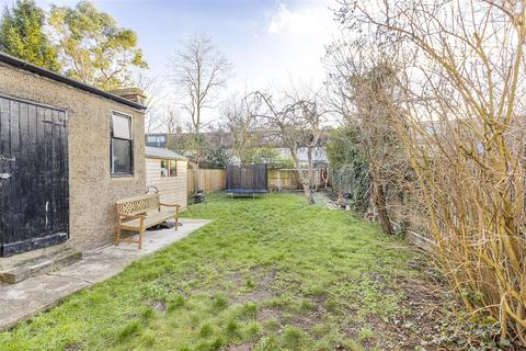 3 bedroom semi-detached house for sale - Leighton Gardens, London NW10