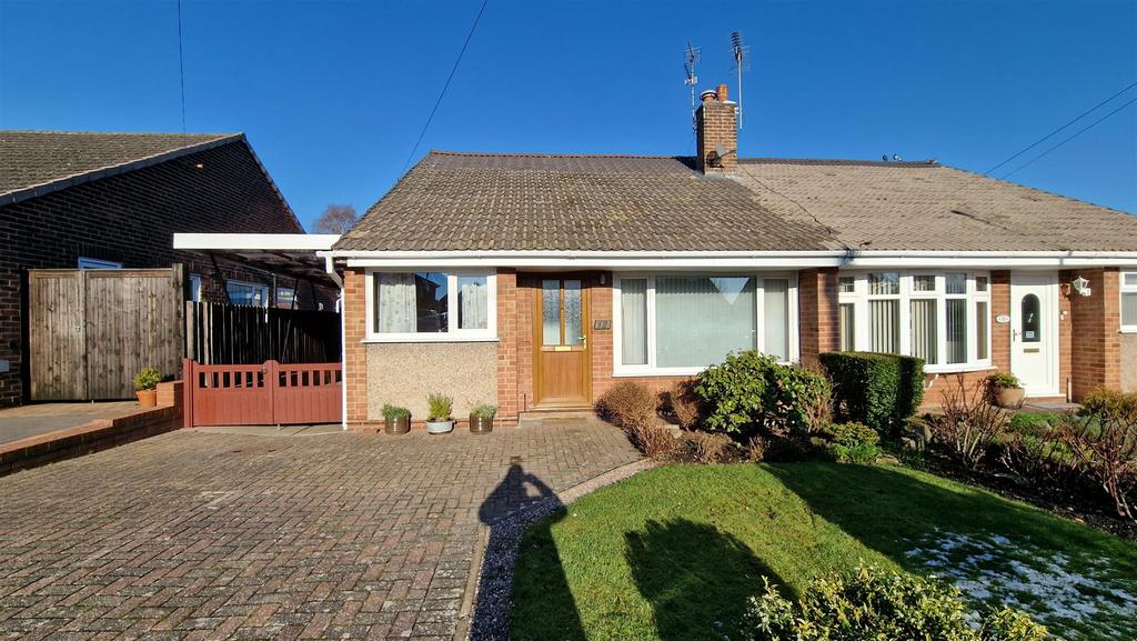 Gisborne Close, Mickleover, Derby 3 bed semidetached bungalow for sale