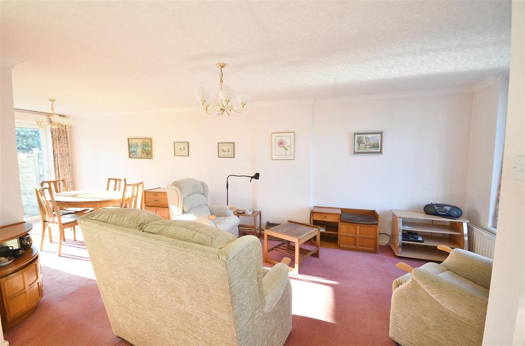 Upper Holly Walk, Leamington Spa 3 bed terraced house £350,000