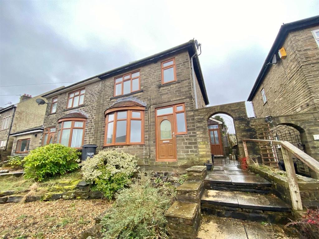 Bank Top, Southowram, Halifax 3 bed semidetached house £165,000