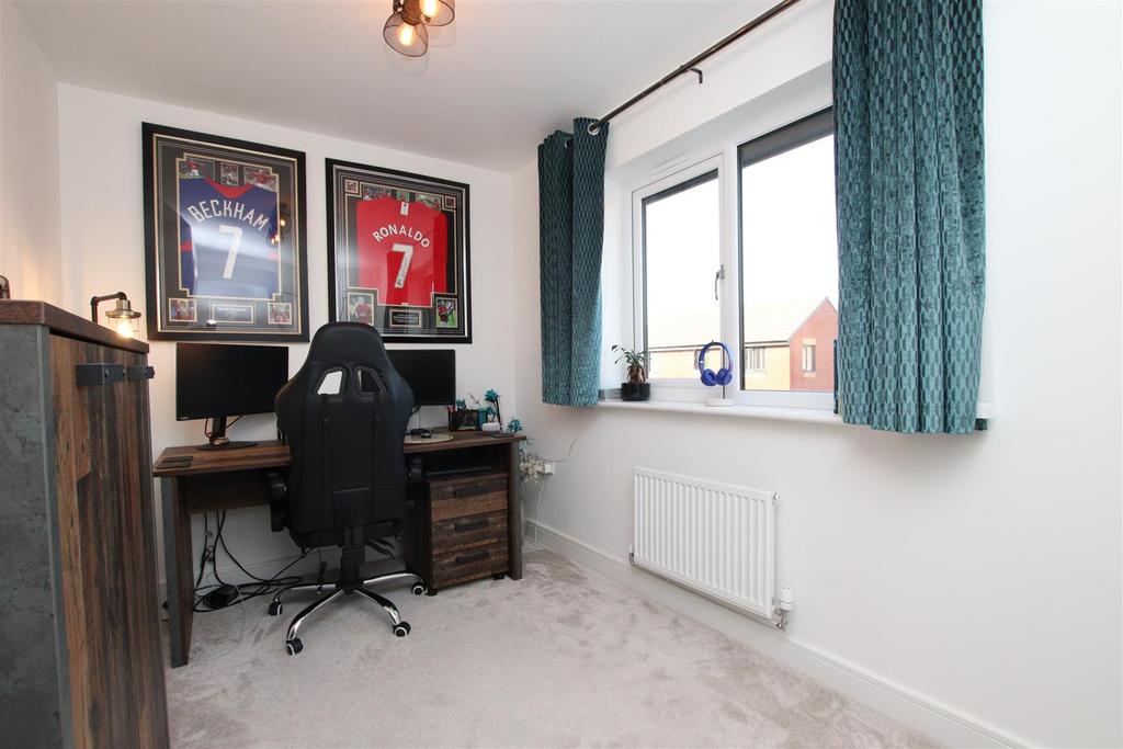 Bedroom 3.JPG