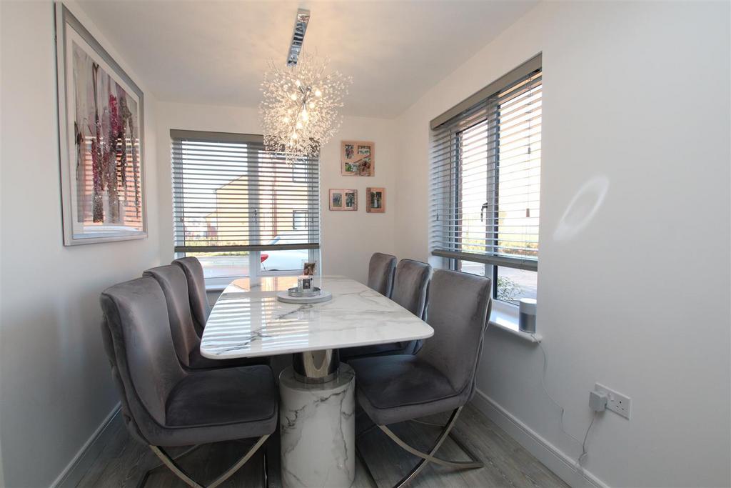 Dining Area.JPG