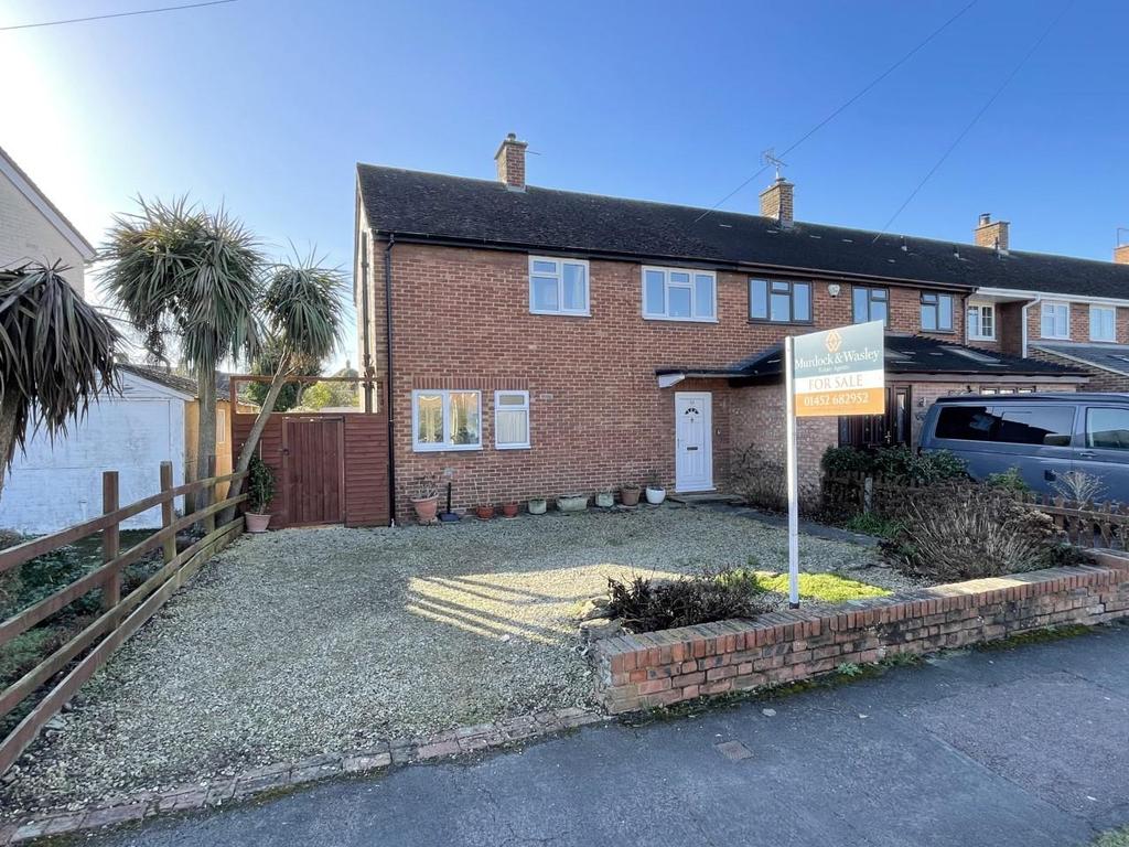 Brooklands Park, Longlevens, Gloucester 3 bed semidetached house £