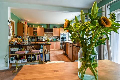 44 Anton Road, Andover, SP10 2EN