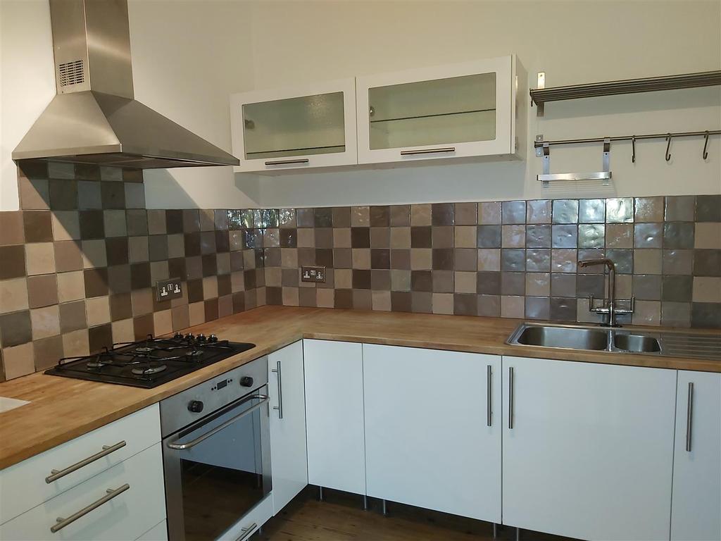 32 Bliss Mill Kitchen photo.jpg