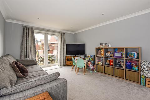 4 Cherry Orchard, Whitchurch, RG28 7HS