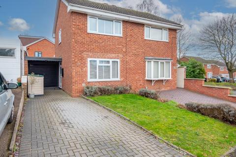 39 Hicks Close, Warwick, CV34 5ND