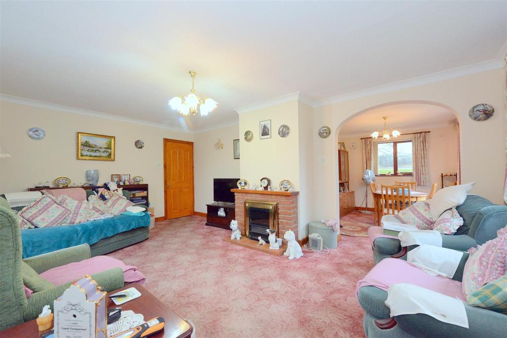 Forton Bank, Montford Bridge, Shrewsbury 3 bed detached bungalow for