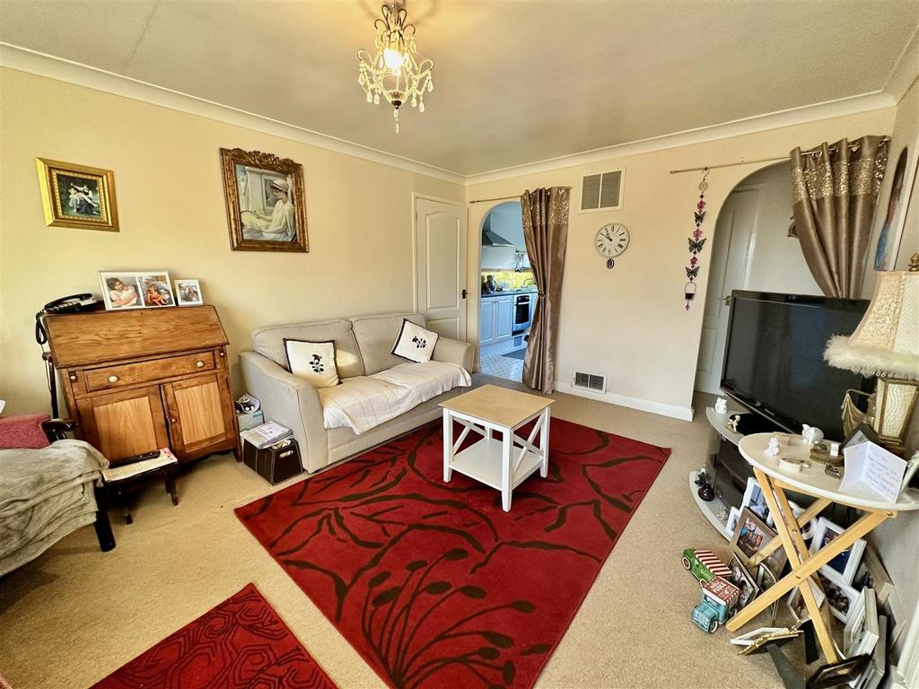 Living/dining room