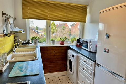 14b Church Road, Codsall, Wolverhampton, WV8 1EA