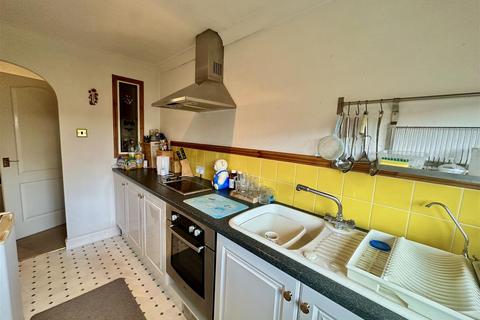 14b Church Road, Codsall, Wolverhampton, WV8 1EA