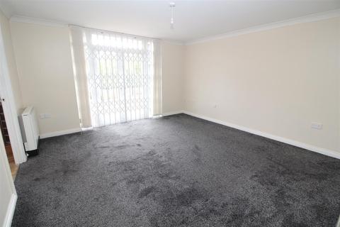 2 bedroom ground floor flat for sale - Brandling Court, North Shields