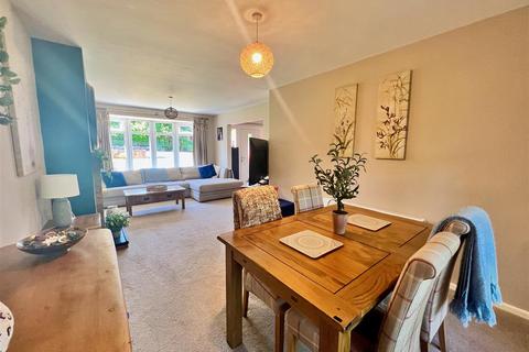 64 Bilbrook Road, Codsall, Wolverhampton, WV8 1ER