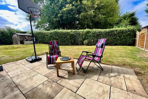 49 Bilbrook Road, Codsall, Wolverhampton, WV8 1ER