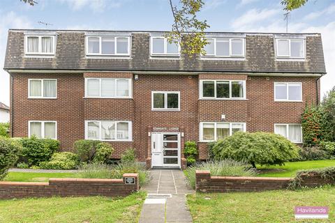 2 bedroom flat for sale - Houndsden Road, Winchmore Hill, N21