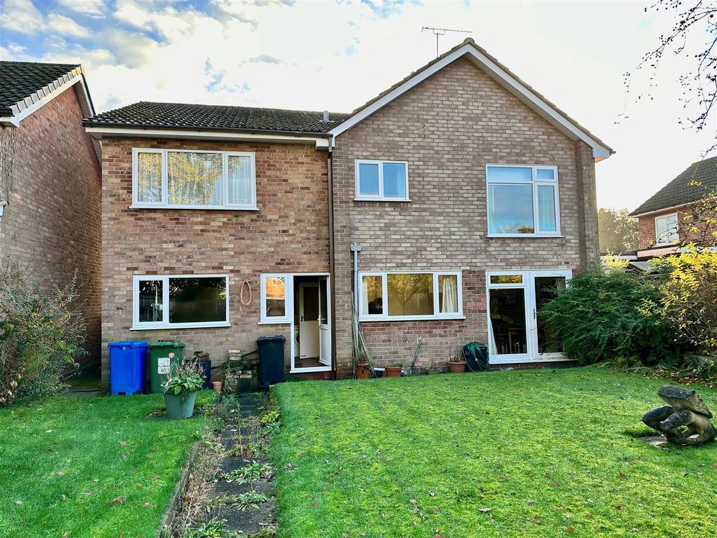 Fairfield Drive, Codsall, Wolverhampton 5 bed detached house for sale