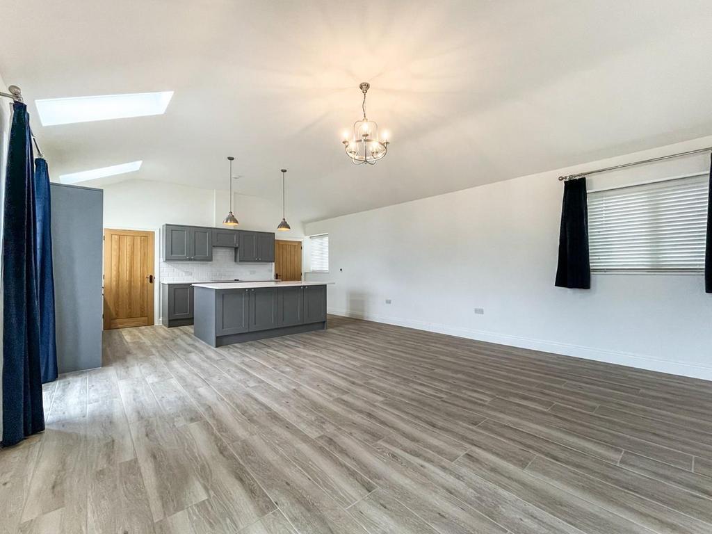 Kitchen &amp; living area