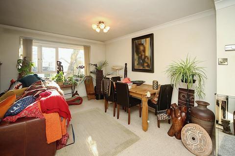 38 White House Way, Solihull, B91 1SE