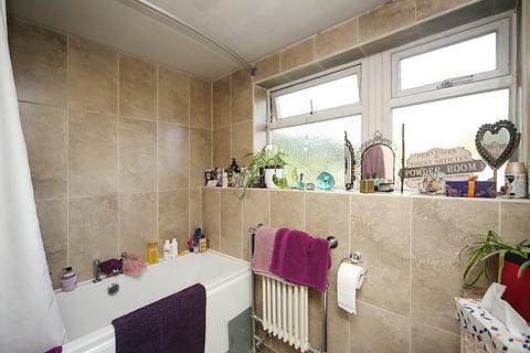 38 White House Way, Solihull, B91 1SE